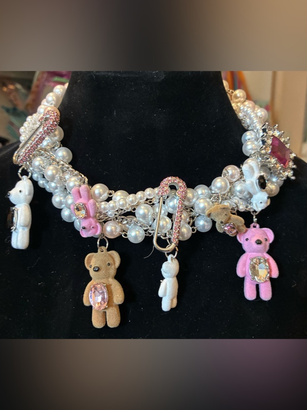 Betsey Johnson Teddy Bear Charm Pearl Choker Necklace NWT HTF Y2K Kawaii